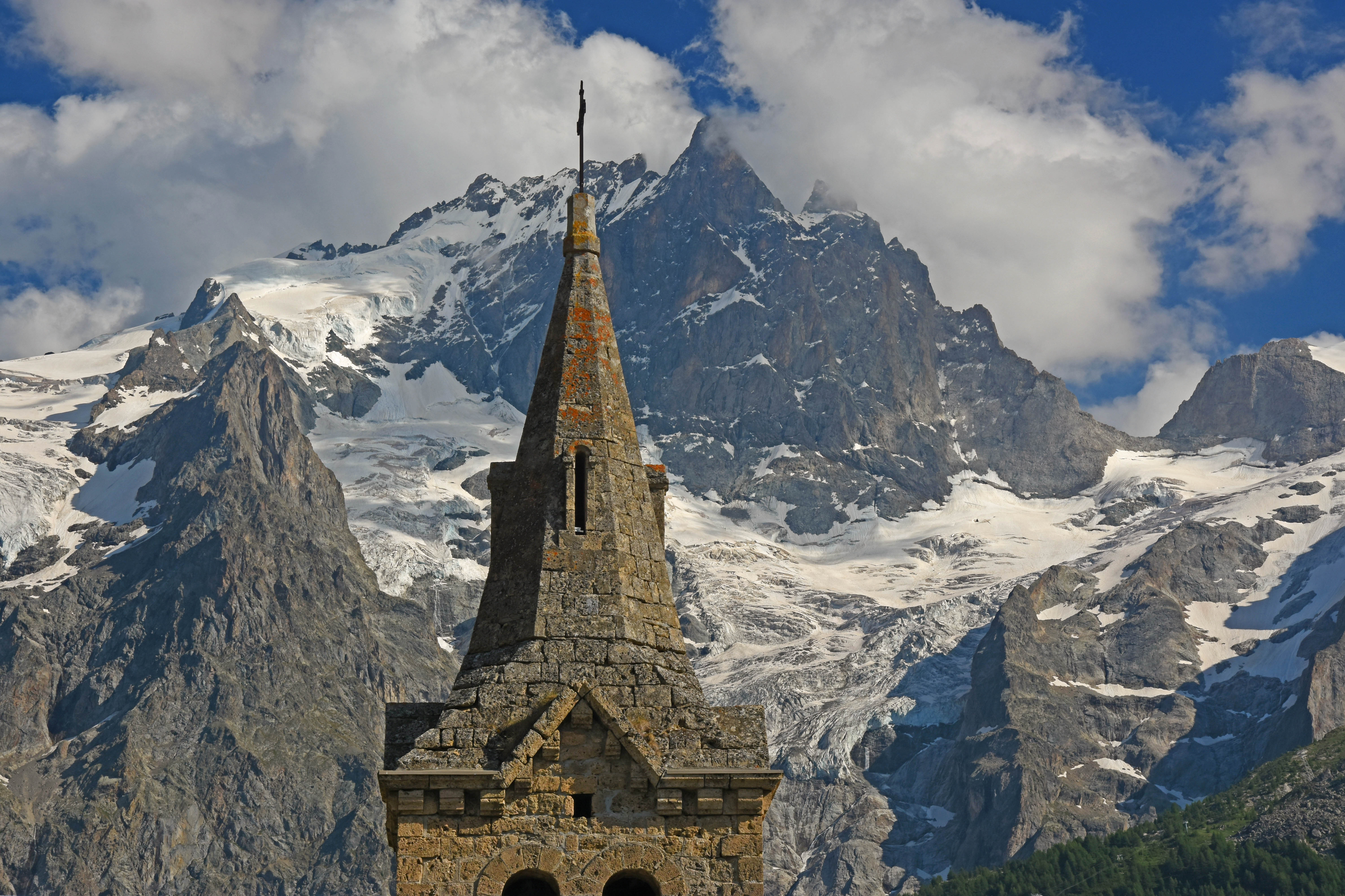 Clochers de pierre Clochers de pierre