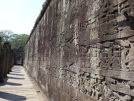 Angkor Thom - Le Bayon - Bas reliefs