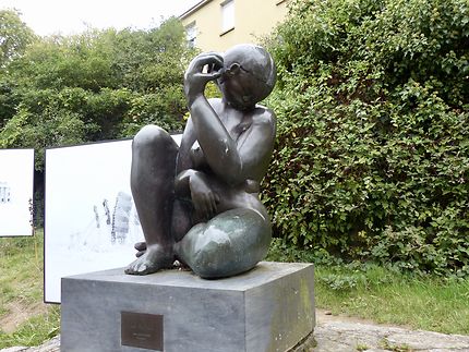 Sculpture rue des artisans 