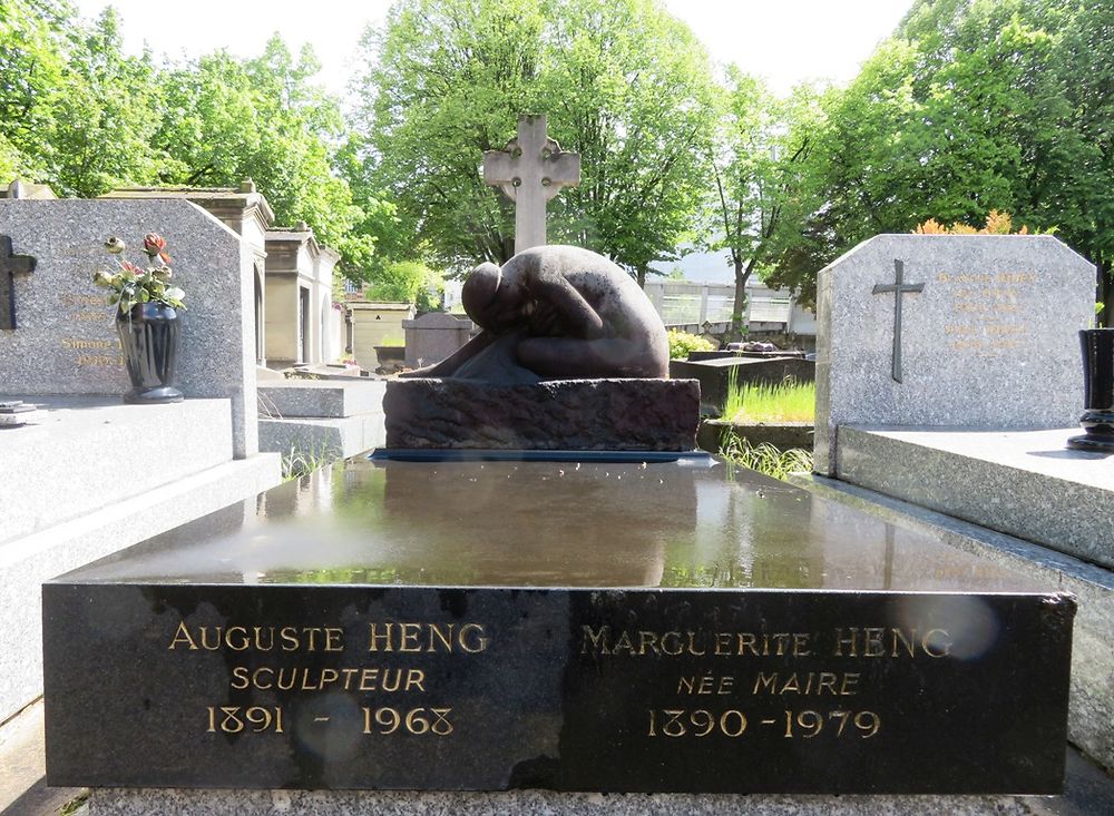 Tombe de Heng Auguste, sculpteur