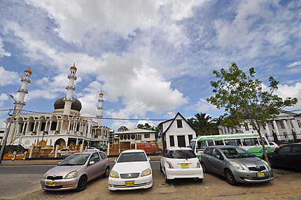 Synagogue et mosquée à Paramaribo
