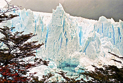 Nuages au-dessus du Perito Moreno