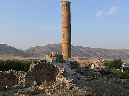 Ruine d'une mosquée à Hasankeyf