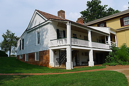 Ashlawn Highland House