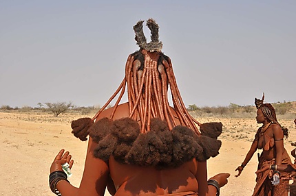 Coiffe femme himba