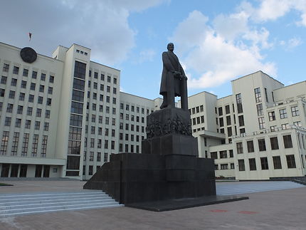 Statue de Lénine à Minsk
