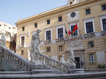 Piazza Pretoria Piazza Pretoria