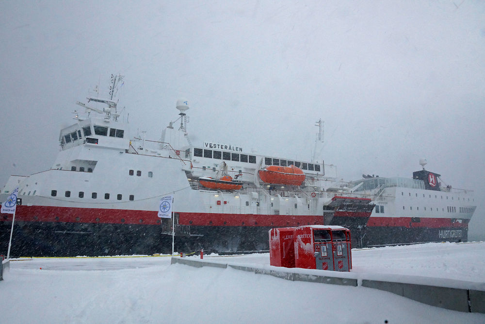 Express Côtier BERGEN / KIRKENES / BERGEN - cartesien