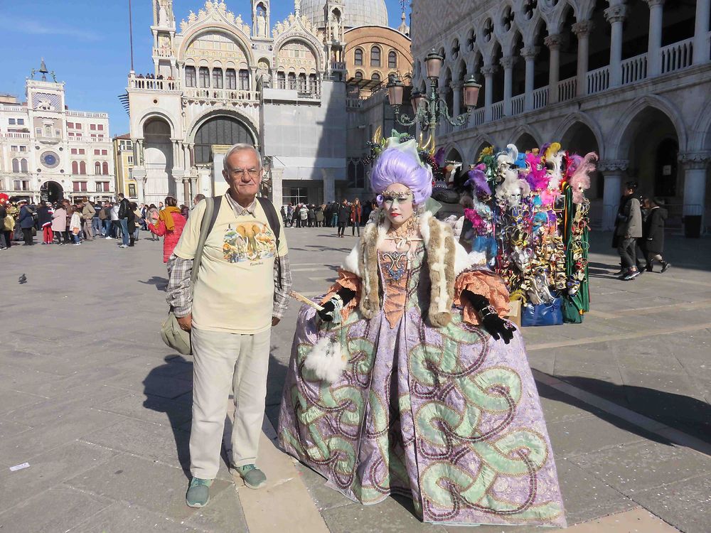 Re: comment rejoindre facilement et pas cher l'arrêt S.Maria del Giglio (San Marco) + visiter venise à pieds ? - yensabai