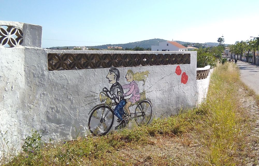 Photos de Street art et Trinquer sous le soleil de l'Algarve!;) - JorgioAime