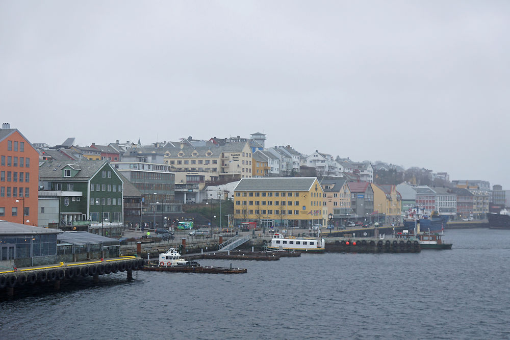 Express Côtier BERGEN / KIRKENES / BERGEN - cartesien