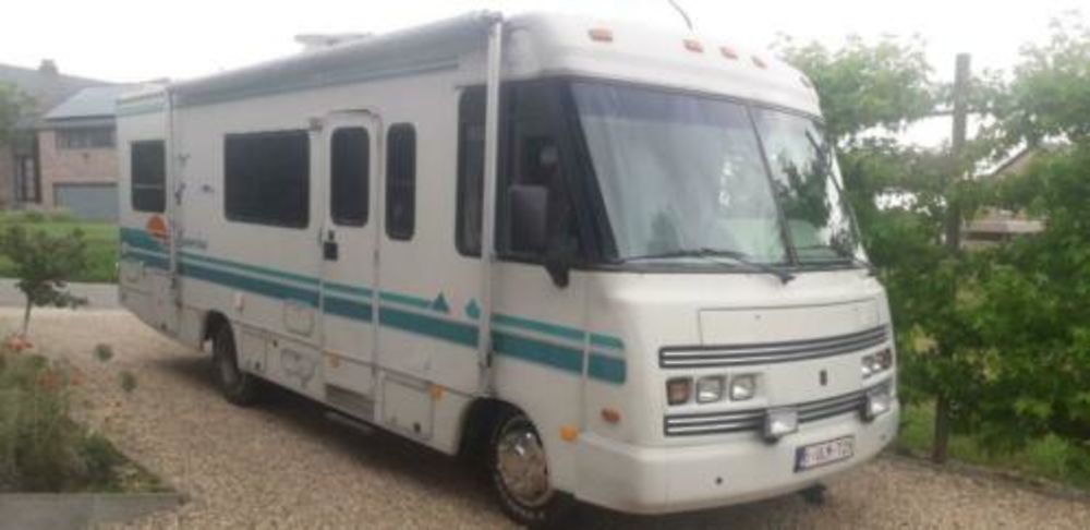 Re: Camping Car Américain Intégral (Poids lourd) - winnebago1