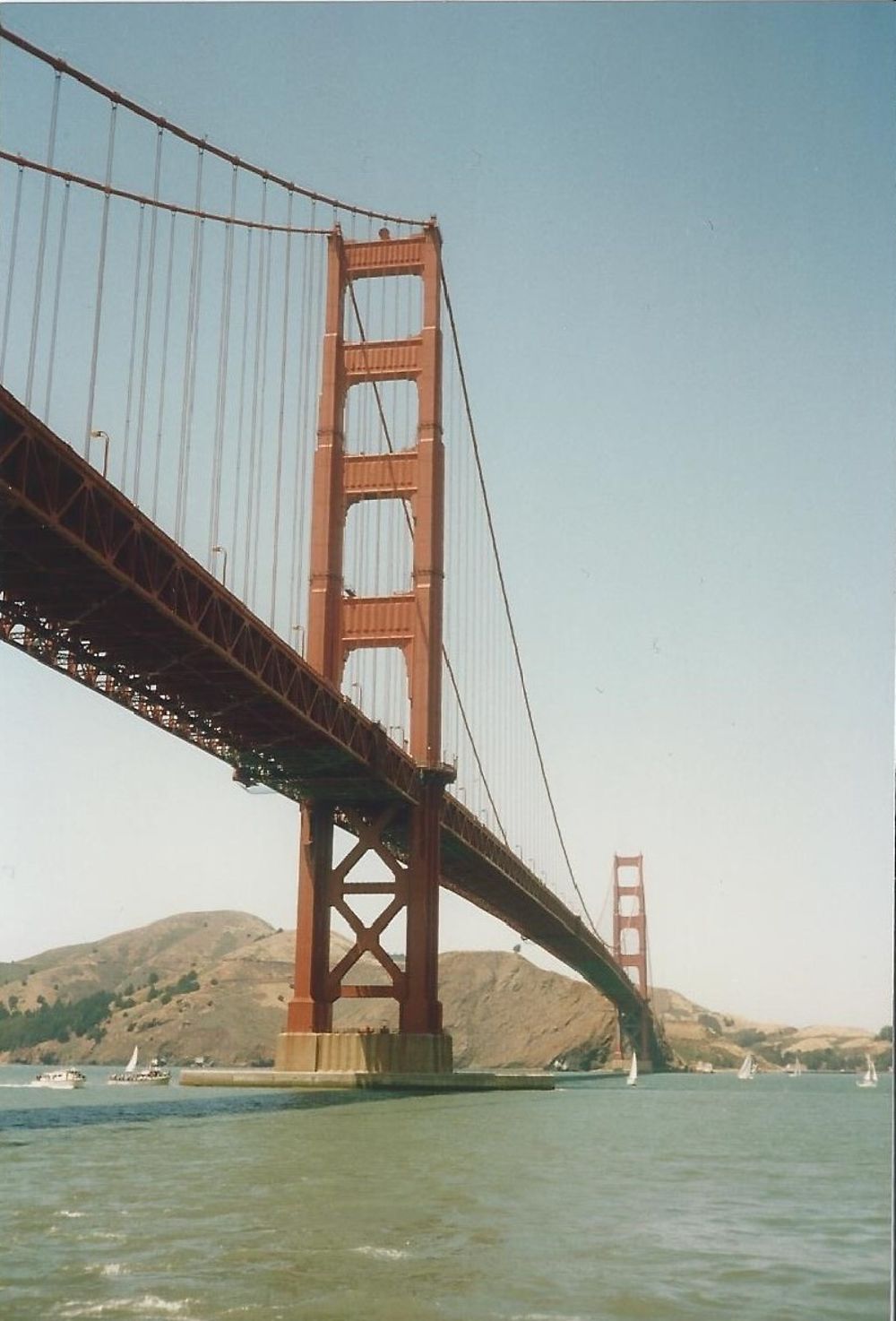 point de vue sur le Golden Gate Bridge - Hiacinthe