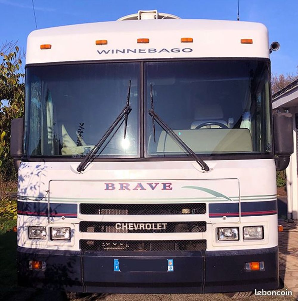 Re: Camping Car Américain Intégral (Poids lourd) - winnebago1