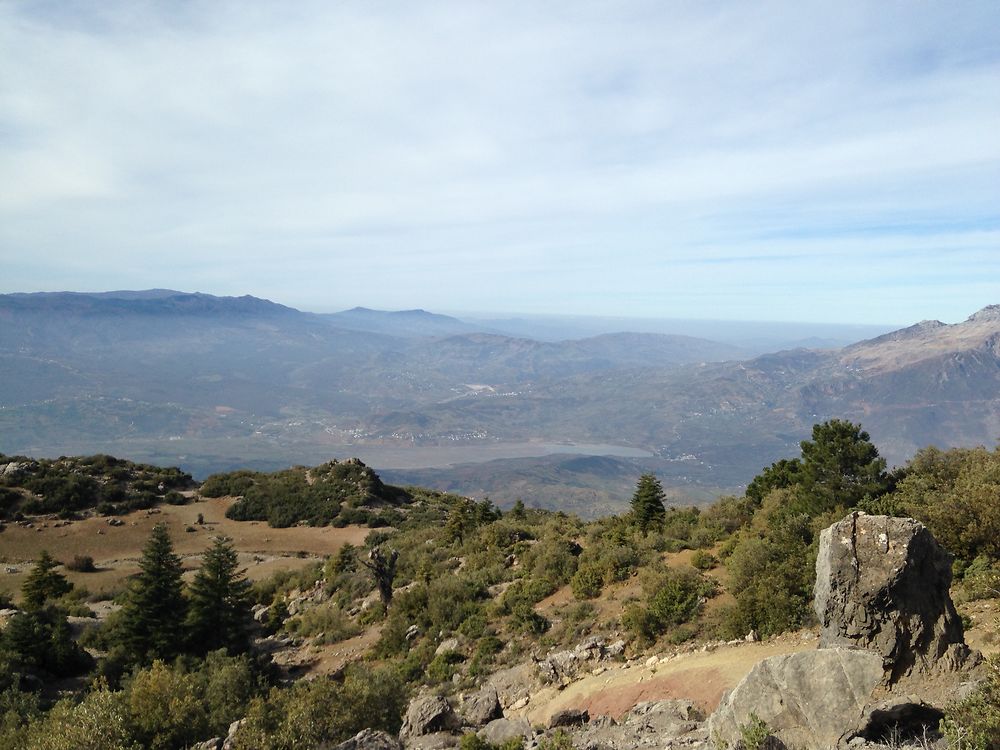 Re: le sommet naturel (gite rural du rif marocain) vers chefchaouen - paloma2 Re: le sommet naturel (gite rural du rif marocain) vers chefchaouen - paloma2