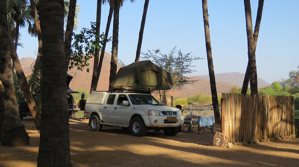 A Epupa, Omarunga Camp (pour Akilé) - PATOUTAILLE