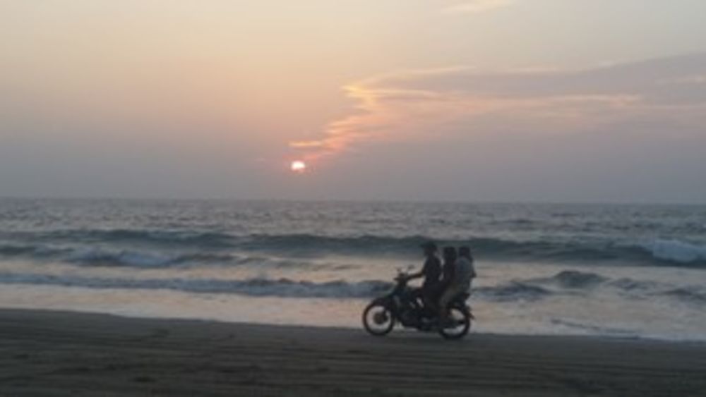 Ngwe Saung beach - peggy280